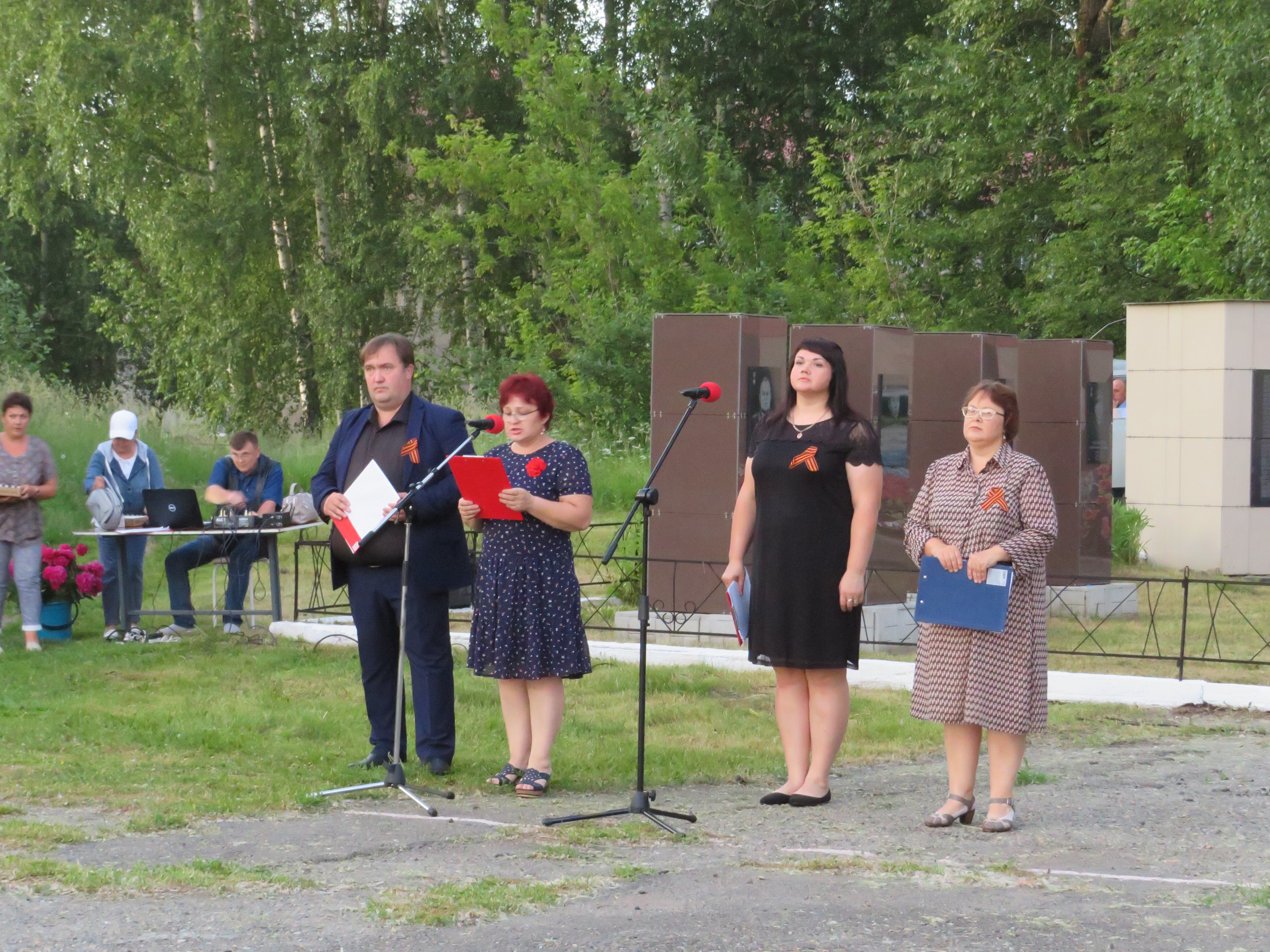 22 июня в День памяти и скорби у мемориала Славы прошла акция &quot;Свеча Памяти&quot;.