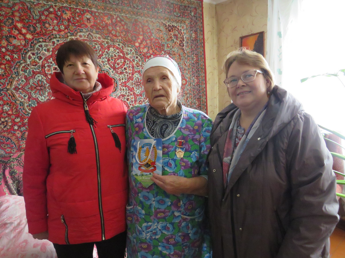 В Солтонском района продолжается вручение памятных медалей  «70 лет начала освоения целинных и залежных земель на Алтае»..