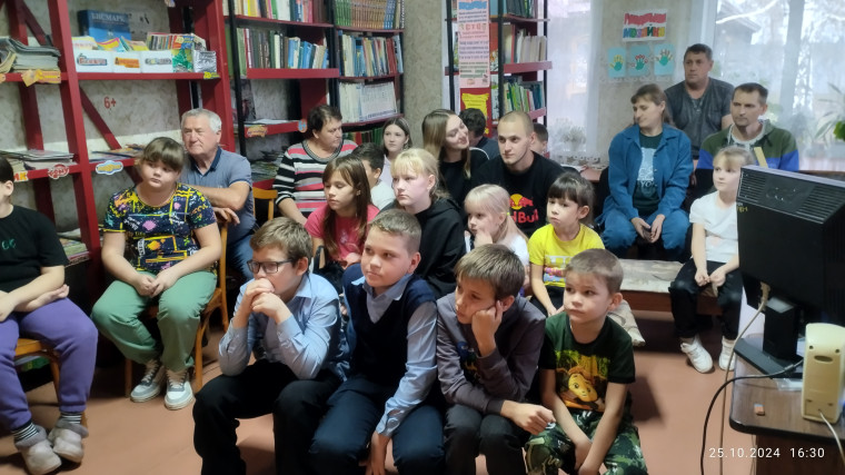 25 октября в Солтонской детской библиотеке прошло мероприятие - «Лучше папы друга нет!», приуроченное ко дню Отца.. 25 октября в Солтонской детской библиотеке прошло мероприятие - «Лучше папы друга нет!», приуроченное ко дню Отца..