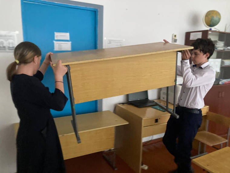 20 мая в школах района было проведено учение по отработке комплексного сценария «Действия работников объектов образовательных организаций и мест отдыха, обучающихся при вооруженном нападении и обнаружении взрывного устройства». 20 мая в школах района было проведено учение по отработке комплексного сценария «Действия работников объектов образовательных организаций и мест отдыха, обучающихся при вооруженном нападении и обнаружении взрывного устройства».